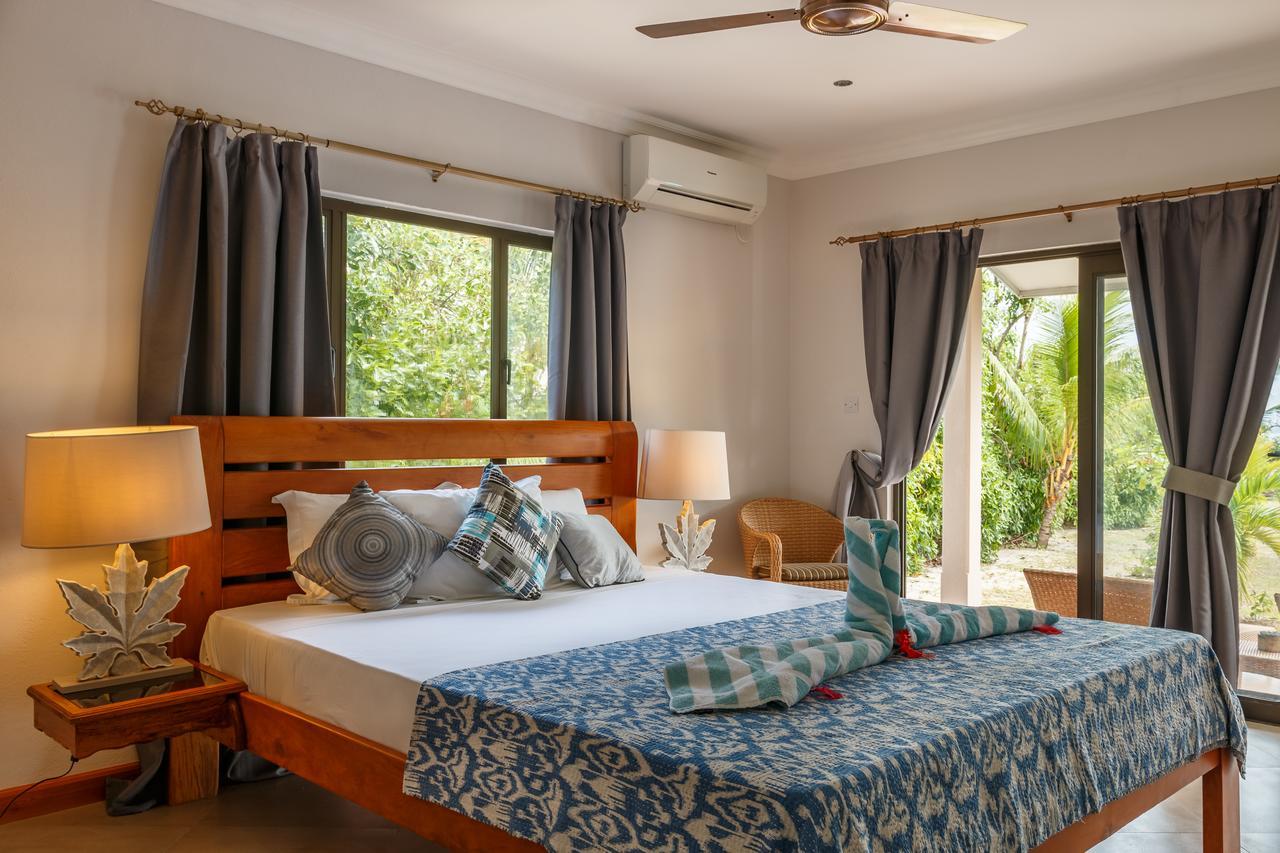 Surf Tropical Villa Seascape Cerf Island Exterior photo
